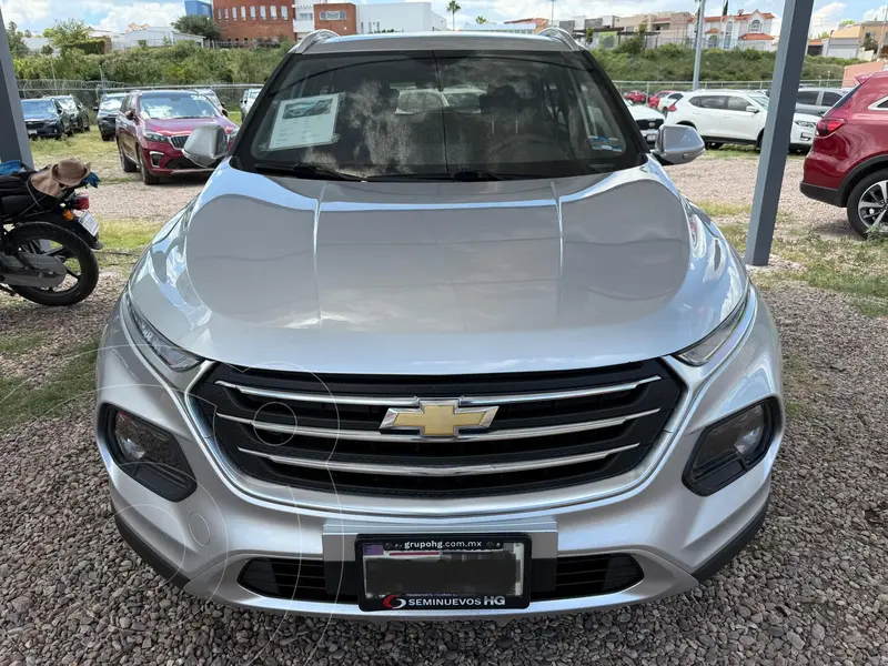 Foto Chevrolet Groove Premier usado (2023) color plateado precio $295,000