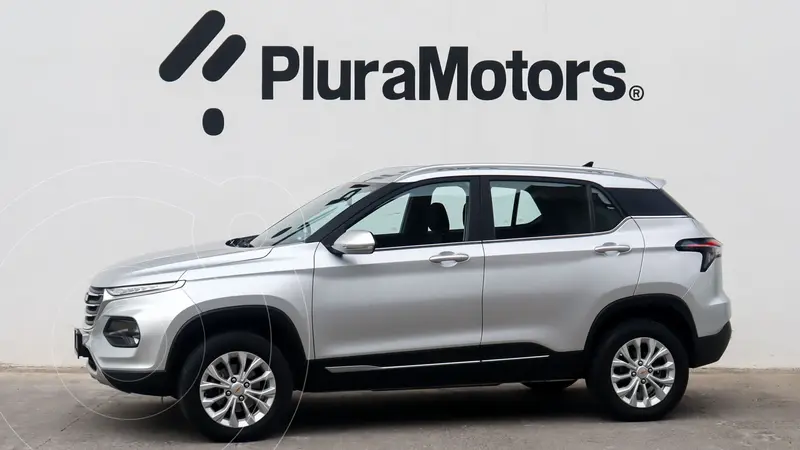 Foto Chevrolet Groove LT Aut usado (2023) color plateado precio $299,900