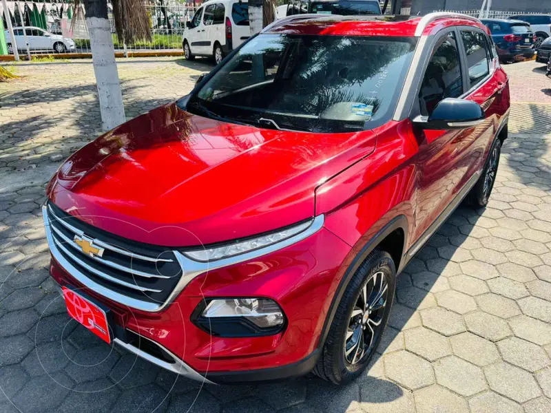 Foto Chevrolet Groove Premier usado (2023) color Rojo financiado en mensualidades(enganche $85,731 mensualidades desde $7,615)