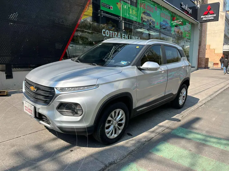 Foto Chevrolet Groove LT usado (2024) color Plata financiado en mensualidades(enganche $35,000)