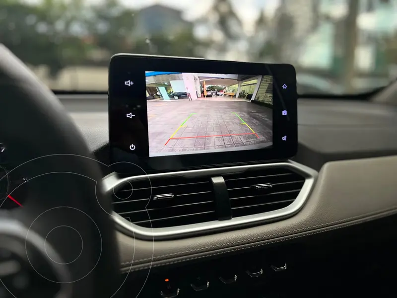 Foto Chevrolet Groove LT usado (2023) color plateado financiado en mensualidades(enganche $89,880 mensualidades desde $5,988)