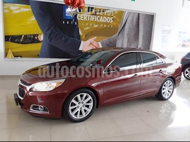 Foto Chevrolet Malibu 4P LT 2.5L TA PIEL QC usado (2015) color Rojo precio $246,900