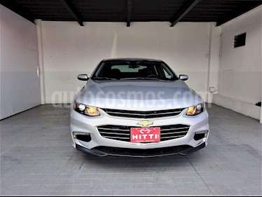 Foto venta Auto usado Chevrolet Malibu LT (2017) color Plata precio $265,000