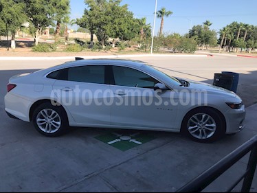 Foto Chevrolet Malibu LT usado (2016) color Blanco Diamante precio $290,000
