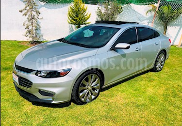 foto Chevrolet Malibú Premier 2.0 Turbo usado (2017) color Plata Brillante precio $350,000
