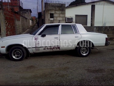 Chevrolet Malibu 8 cilindros usado (1982) color Blanco precio u$s1.300