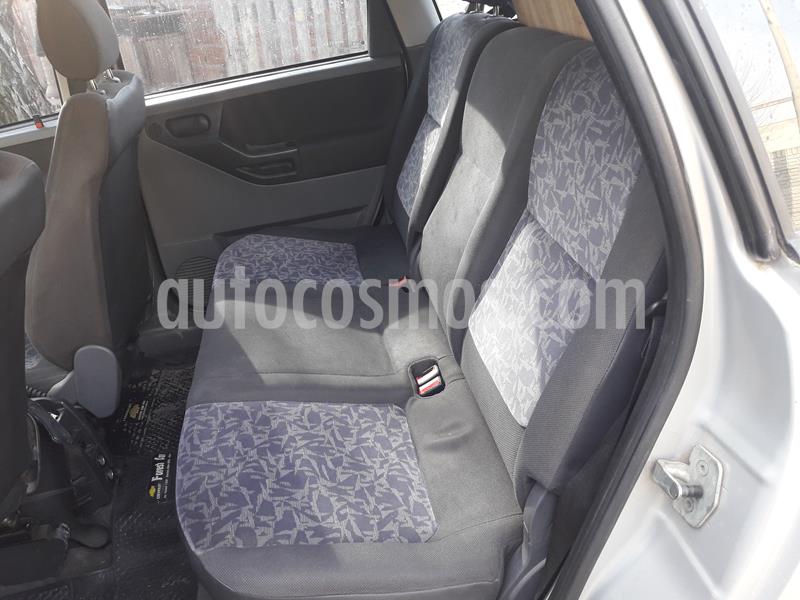 foto Chevrolet Meriva GLS TD usado (2005) color Plata precio $250.000