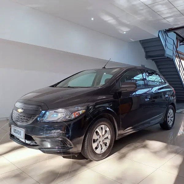 Foto Chevrolet Onix Joy LS usado (2019) color Negro precio $1.690.000