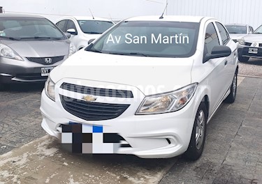 Chevrolet Onix Joy LS usado (2017) color Blanco Summit precio $489.900