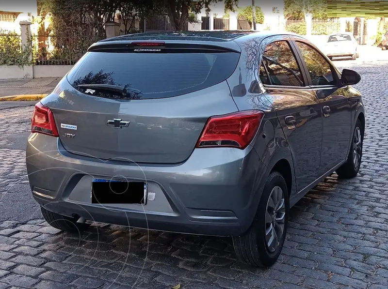 Foto Chevrolet Onix Joy Black usado (2021) color Gris precio $16.900.000