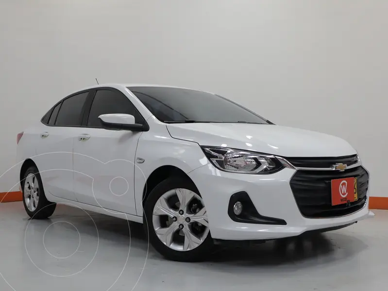 Foto Chevrolet Onix Turbo Sedan 1.0L LTZ Aut usado (2023) color Blanco precio $62.990.000