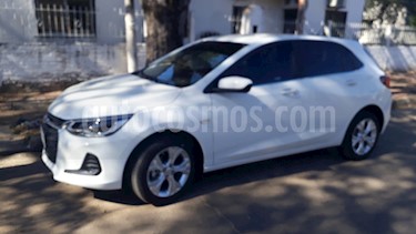 foto Chevrolet Onix 1.0T Premier I usado (2020) color Blanco Summit precio $1.380.000