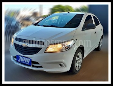 Chevrolet Onix 1.2 LT usado (2015) color Blanco precio $510.000