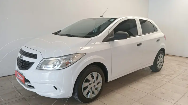 Foto Chevrolet Onix LT usado (2013) color Blanco financiado en cuotas(anticipo $2.040.000)