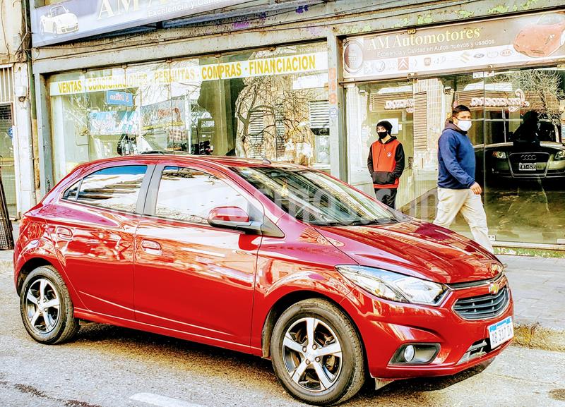 Chevrolet Onix LTZ usado (2017) color Rojo precio $950.000