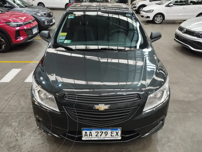 Foto Chevrolet Onix LT usado (2016) color Gris Sky precio $13.900.000