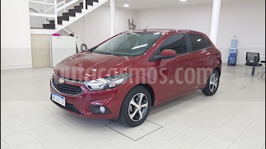 Chevrolet Onix LTZ usado (2017) color Rojo precio $590.000