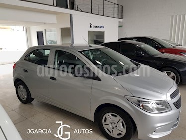 foto Chevrolet Onix Joy LS + usado (2017) color Gris Claro precio $449.000