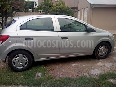 Foto Chevrolet Onix Joy LS usado (2017) color Gris precio $350.000