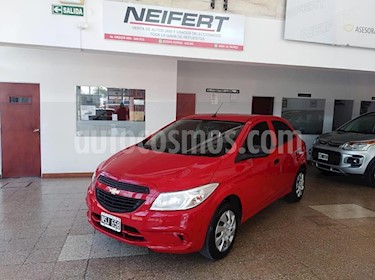 foto Chevrolet Onix LT usado (2014) color Rojo precio $420.000