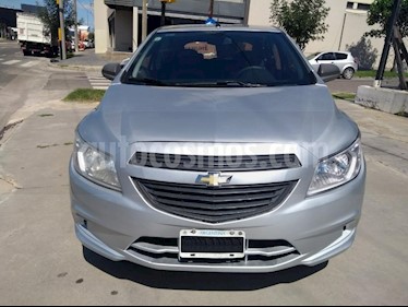 Foto venta Auto usado Chevrolet Onix LT (2014) color Gris Claro precio $305.000