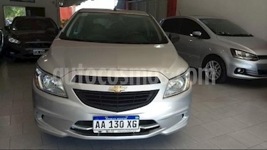 Foto venta Auto usado Chevrolet Onix LT (2016) color Gris Sky precio $380.000