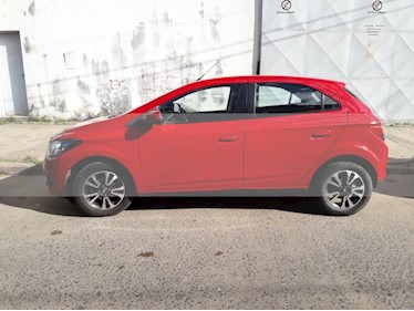 foto Chevrolet Onix LTZ usado (2013) color Rojo precio $420.000