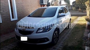 foto Chevrolet Onix LTZ usado (2014) color Blanco precio $479.000
