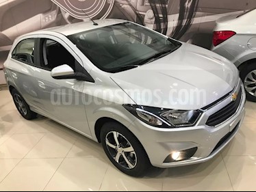 Foto venta Auto usado Chevrolet Onix LTZ (2019) color Gris Plata precio $637.500