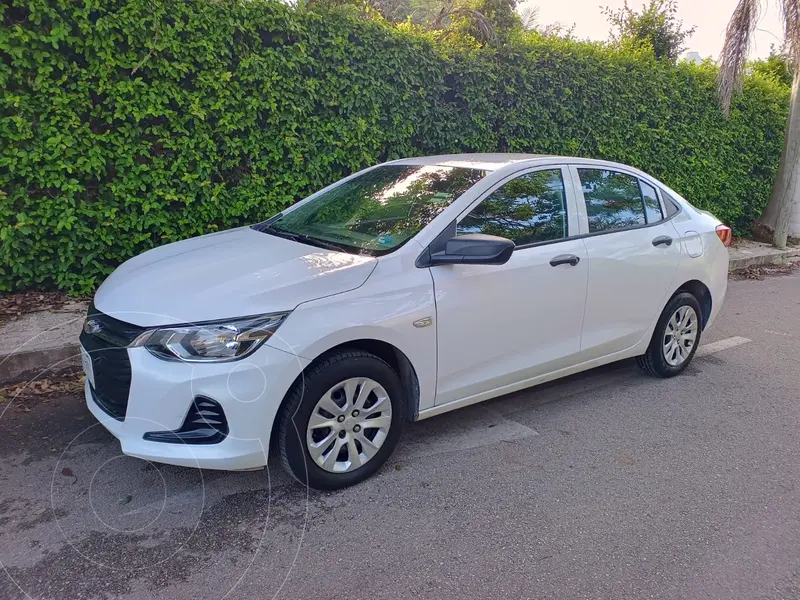Foto Chevrolet Onix LT usado (2022) color Blanco precio $199,000