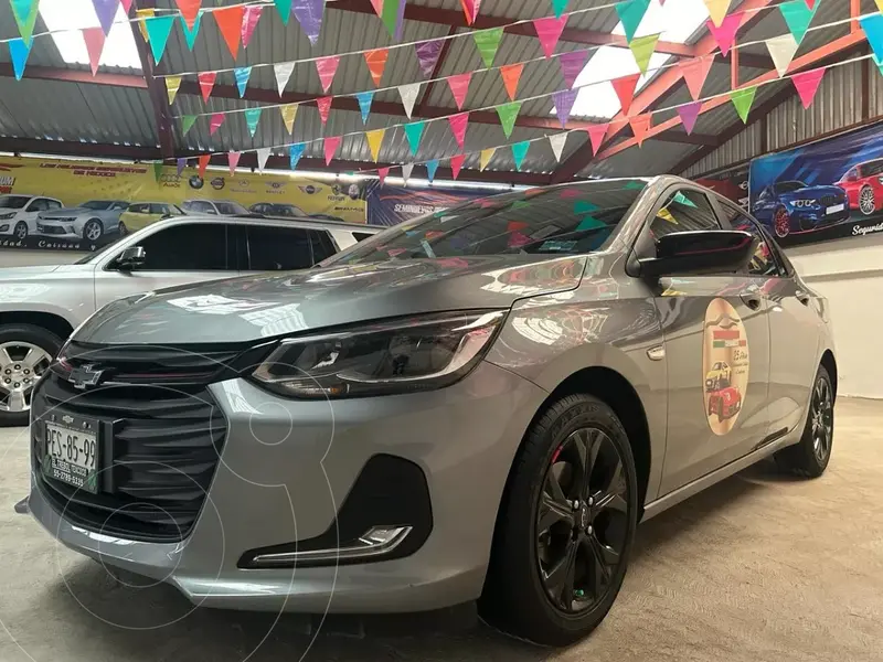 Foto Chevrolet Onix Premier Aut usado (2023) color Gris Grafito precio $309,900