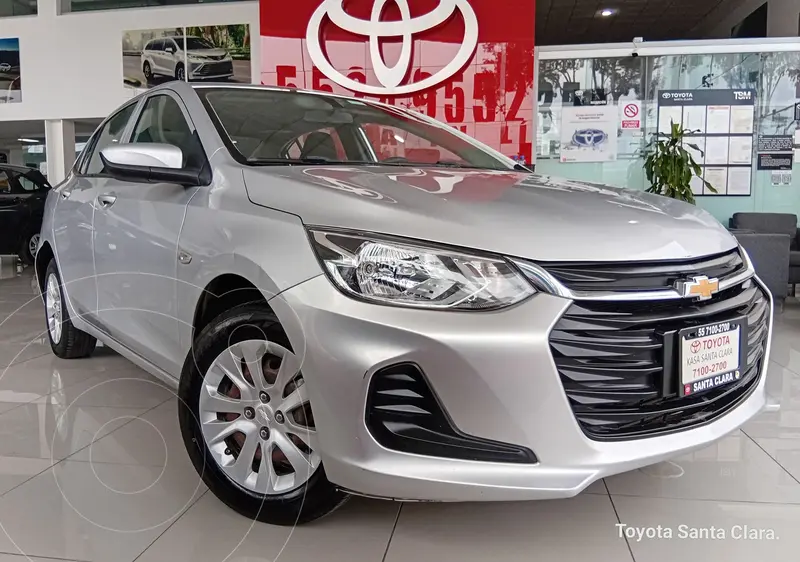 Foto Chevrolet Onix LS Aut usado (2022) color plateado precio $200,000