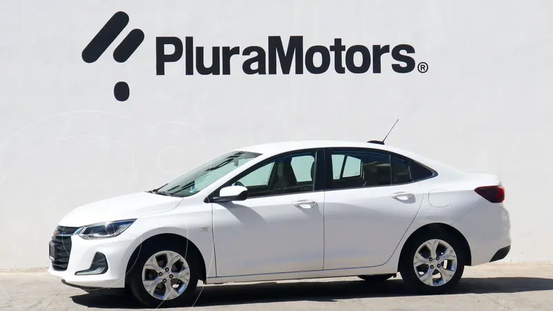 Foto Chevrolet Onix Premier Aut usado (2021) color Blanco financiado en mensualidades(enganche $50,380 mensualidades desde $4,292)