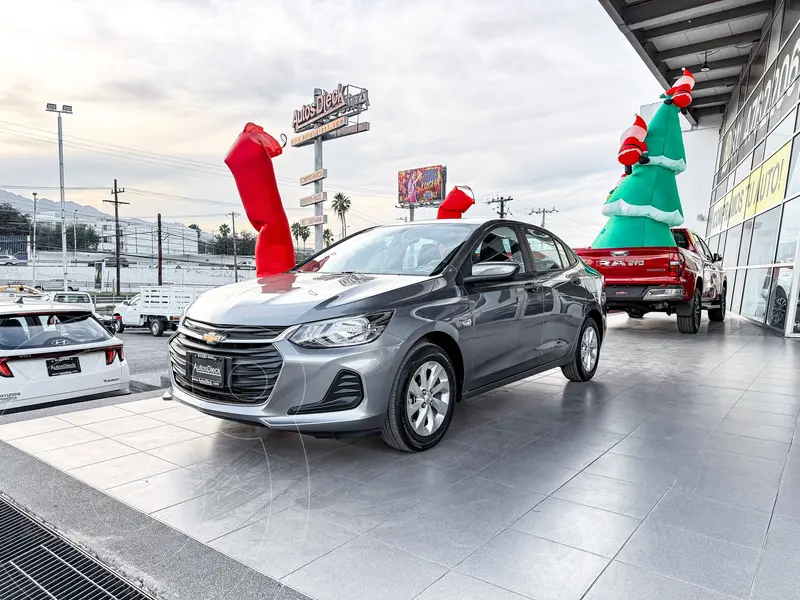 Foto Chevrolet Onix LT Aut usado (2021) color Gris Oscuro financiado en mensualidades(enganche $48,180 mensualidades desde $4,930)