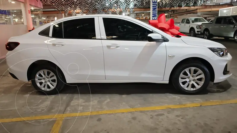Foto Chevrolet Onix LS usado (2022) color Blanco precio $289,000