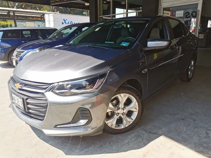Foto Chevrolet Onix Premier Aut usado (2021) color Plata Brillante financiado en mensualidades(enganche $88,250 mensualidades desde $8,810)