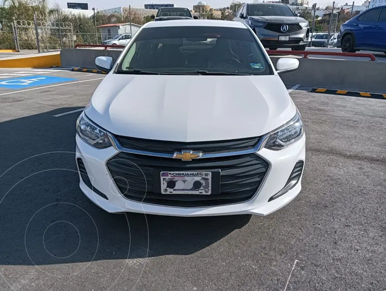 Foto Chevrolet Onix LT Aut usado (2021) color Blanco precio $205,000