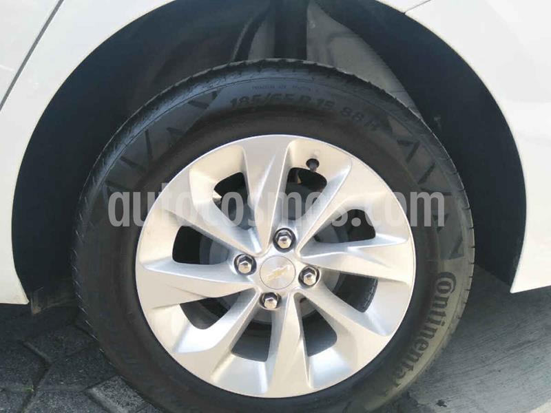 Chevrolet Onix LT usado (2021) color Blanco precio $262,000