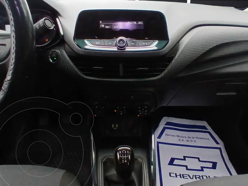 chevrolet onix