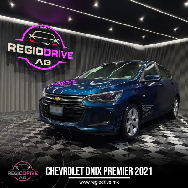 Foto Chevrolet Onix Premier Aut usado (2021) color Azul financiado en mensualidades(enganche $49,980 mensualidades desde $5,896)