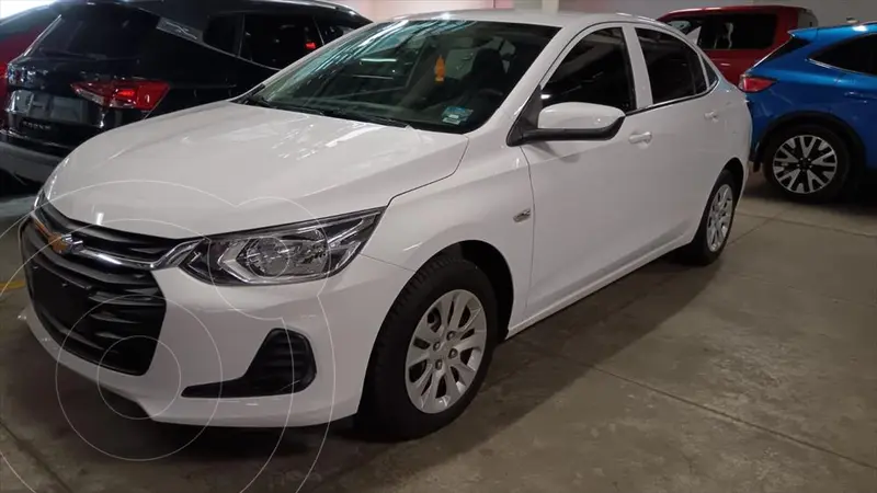 Foto Chevrolet Onix LS usado (2022) color Blanco precio $296,000