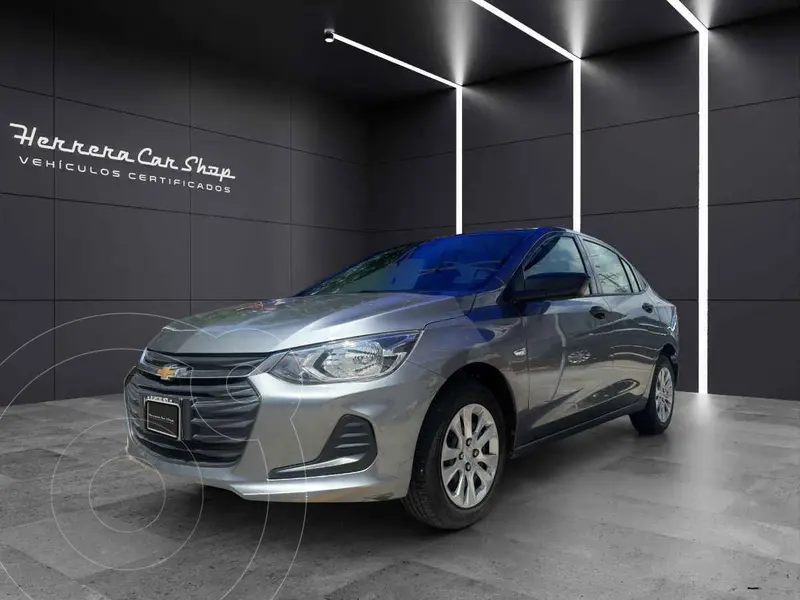 Foto Chevrolet Onix LS Aut usado (2021) color Gris precio $210,000