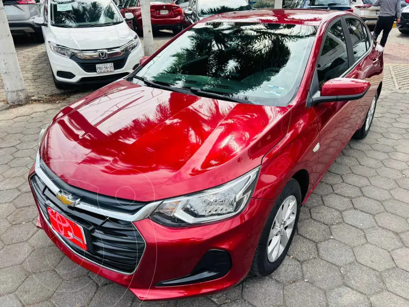 Foto Chevrolet Onix LT usado (2021) color Rojo precio $187,000