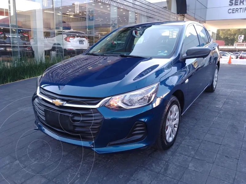 Foto Chevrolet Onix LS Aut usado (2021) color Azul Marino precio $215,000