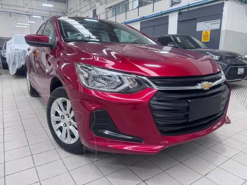 Foto Chevrolet Onix LS Aut usado (2022) color Rojo financiado en mensualidades(enganche $83,558 mensualidades desde $3,590)