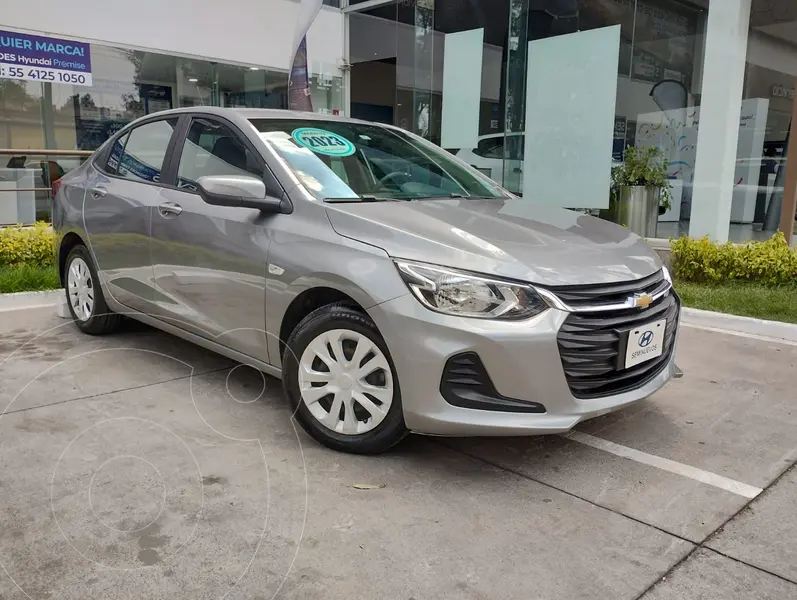 Foto Chevrolet Onix LS Aut usado (2023) color Gris precio $230,000