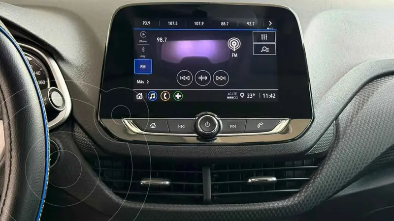 chevrolet onix