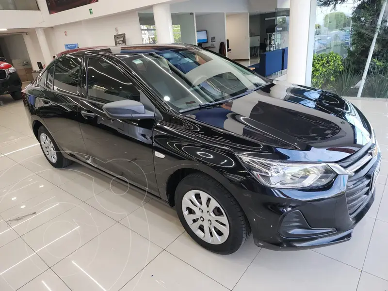 Foto Chevrolet Onix LS Aut usado (2023) color Negro financiado en mensualidades(enganche $52,679 mensualidades desde $5,312)
