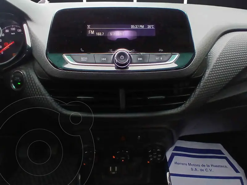 chevrolet onix