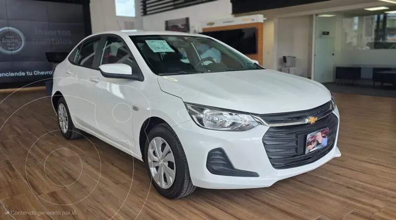 Foto Chevrolet Onix LS Aut usado (2023) color Blanco precio $230,000